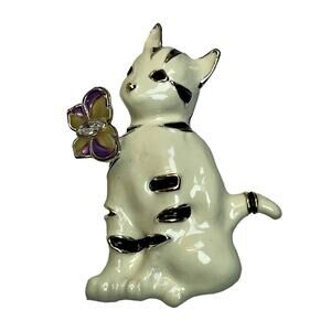 Pet Friends Enamel White Cat Kitten Moveable Butterfly Brooch Nature Animal Pet